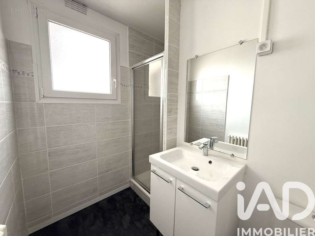 Photo 9 - Appartement à LANDERNEAU