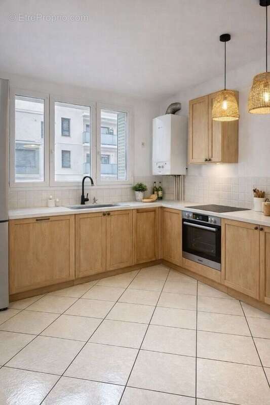 Photo 6 - Appartement à VILLEURBANNE