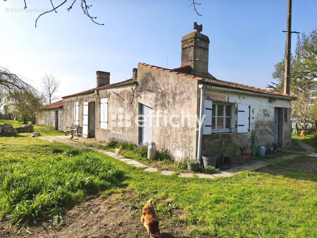 Maison à SAINT-GERVAIS