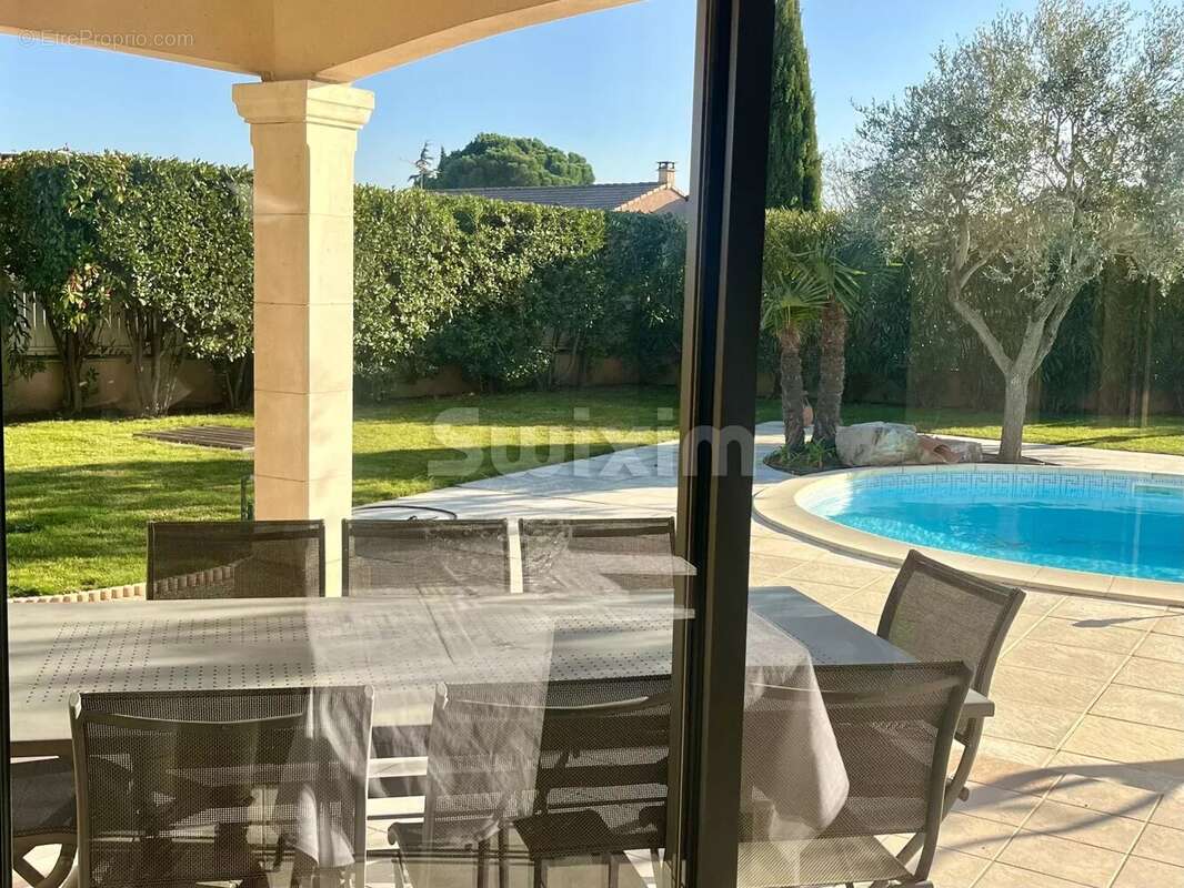 Maison à MONTELIMAR