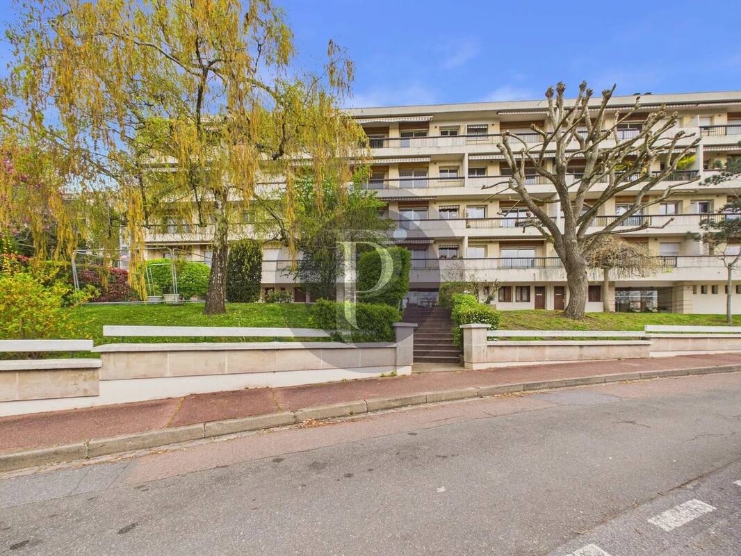 Appartement à FONTENAY-AUX-ROSES