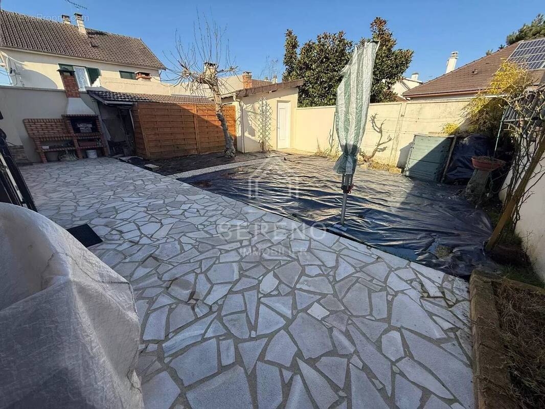 Maison à PONTAULT-COMBAULT