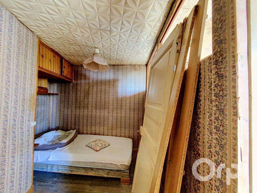 Référence ORPI Combrailles 4132 - photo 8
