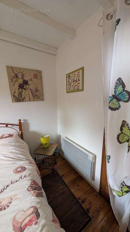 Appartement à SAINT-CLEMENT-DE-VERS