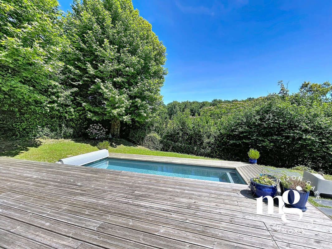 Maison 192 m² à Saint-Jean-De-Luz  - photo 4