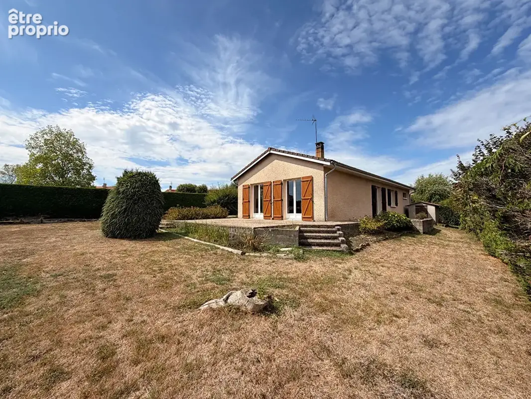Une maison facile à vivre de plain pied sur un beau terrain clos de 996 m² ! - photo 3
