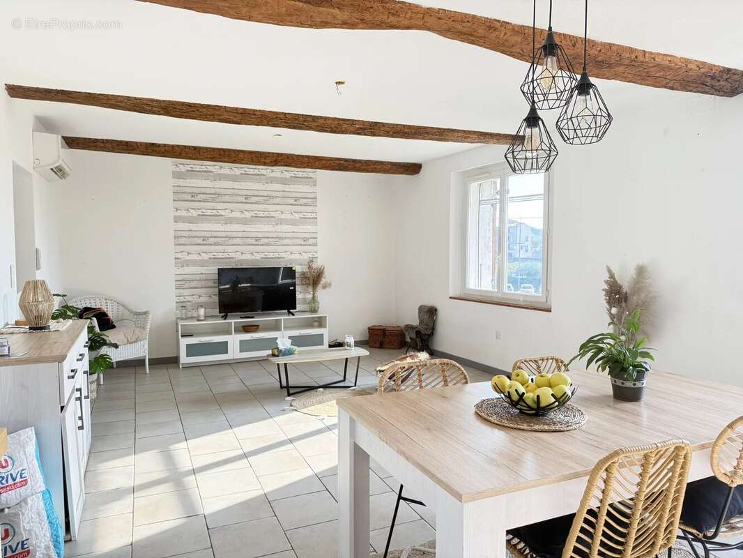 Appartement à BESSE-SUR-ISSOLE