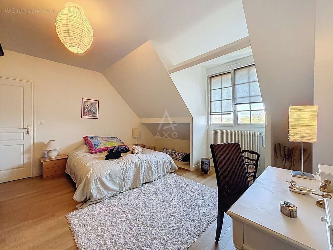 Maison à PONT-L'EVEQUE