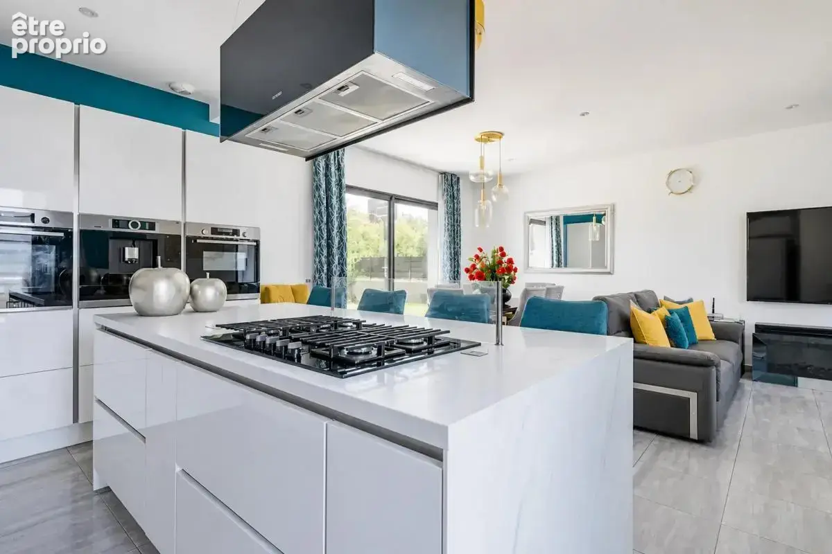 Maison de 6 pièces de 128 m² à Charvieu-Chavagneux - photo 4