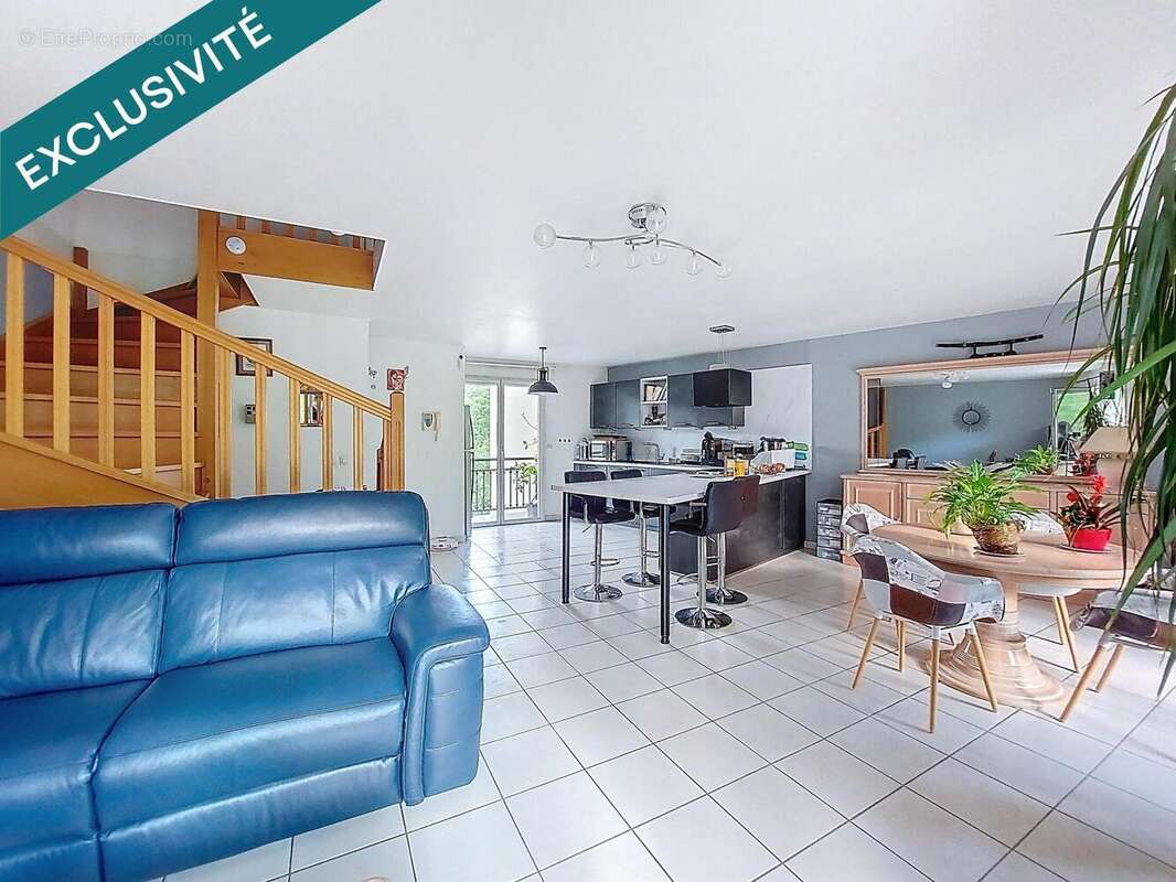 Photo 2 - Appartement à JACOB-BELLECOMBETTE