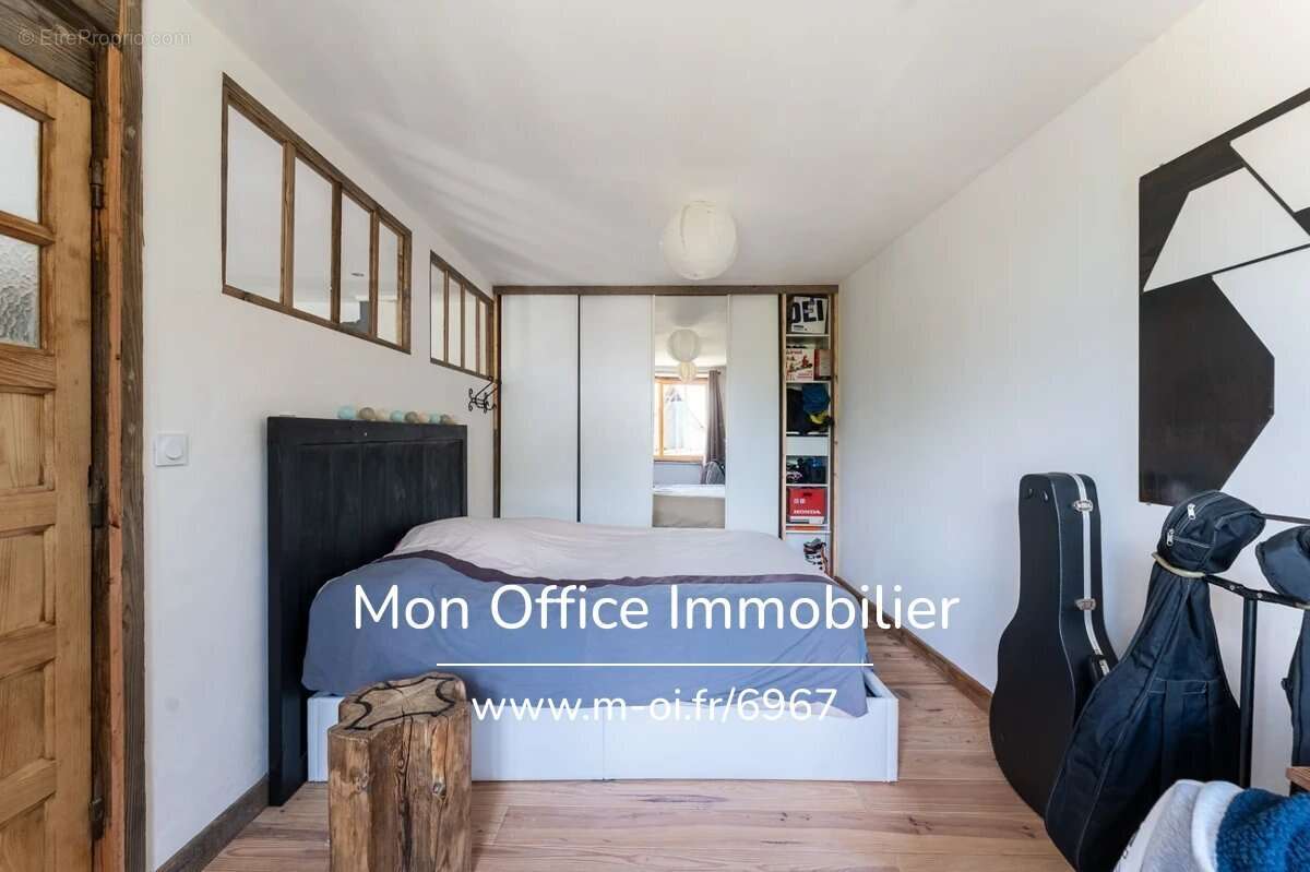 Référence : 6967-EBO - Appartement T2 rénové de 50m2 et grange de 90 m2 - photo 5