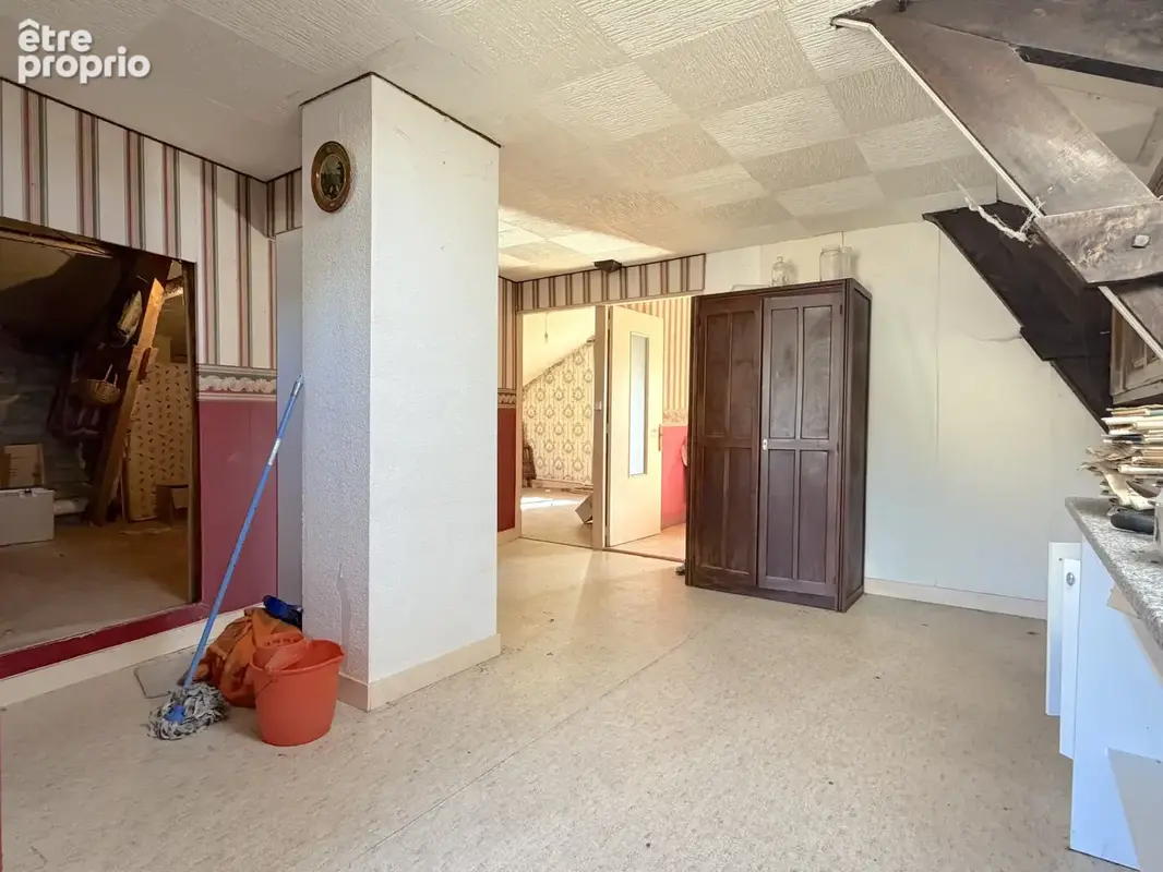 Maison 163 m2, 5 chambres, dépendances, sur terrain 4 836 m2 - photo 13