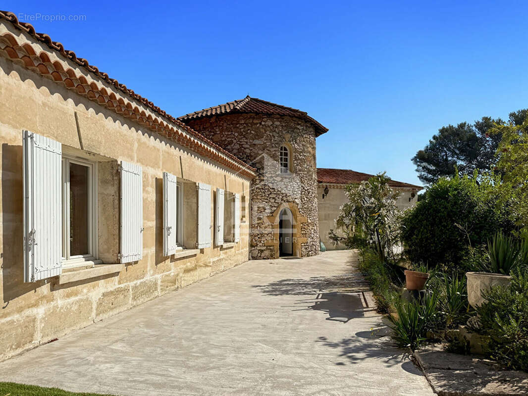 Maison à BOUC-BEL-AIR