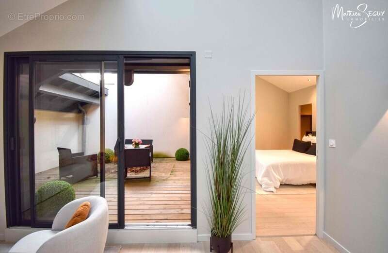 Appartement à CRAPONNE