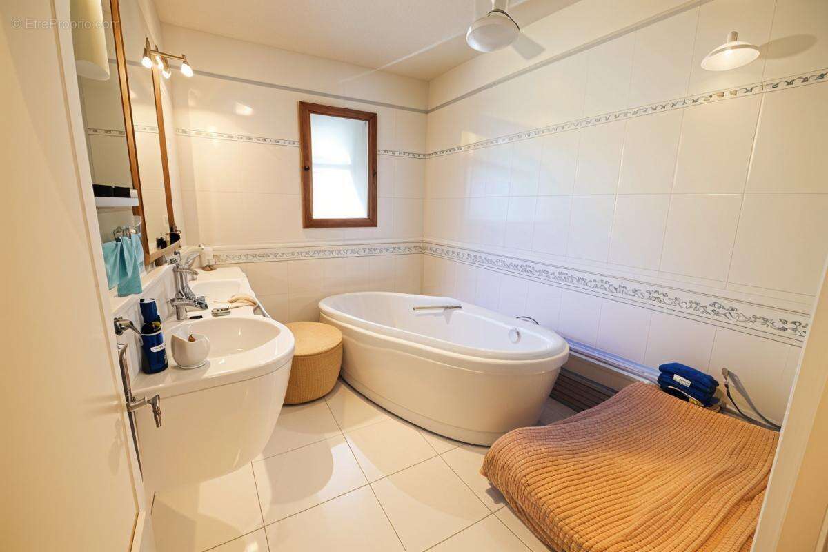 Maison à SALON-DE-PROVENCE