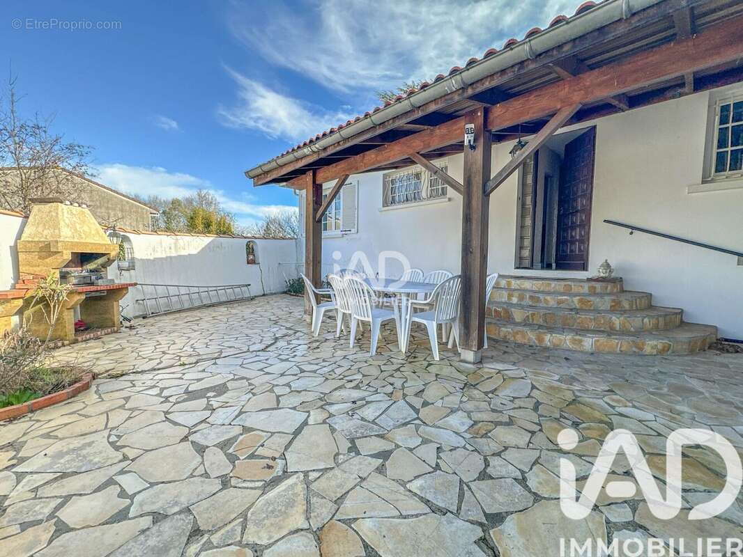 Photo 7 - Maison à MARTIGNAS-SUR-JALLE