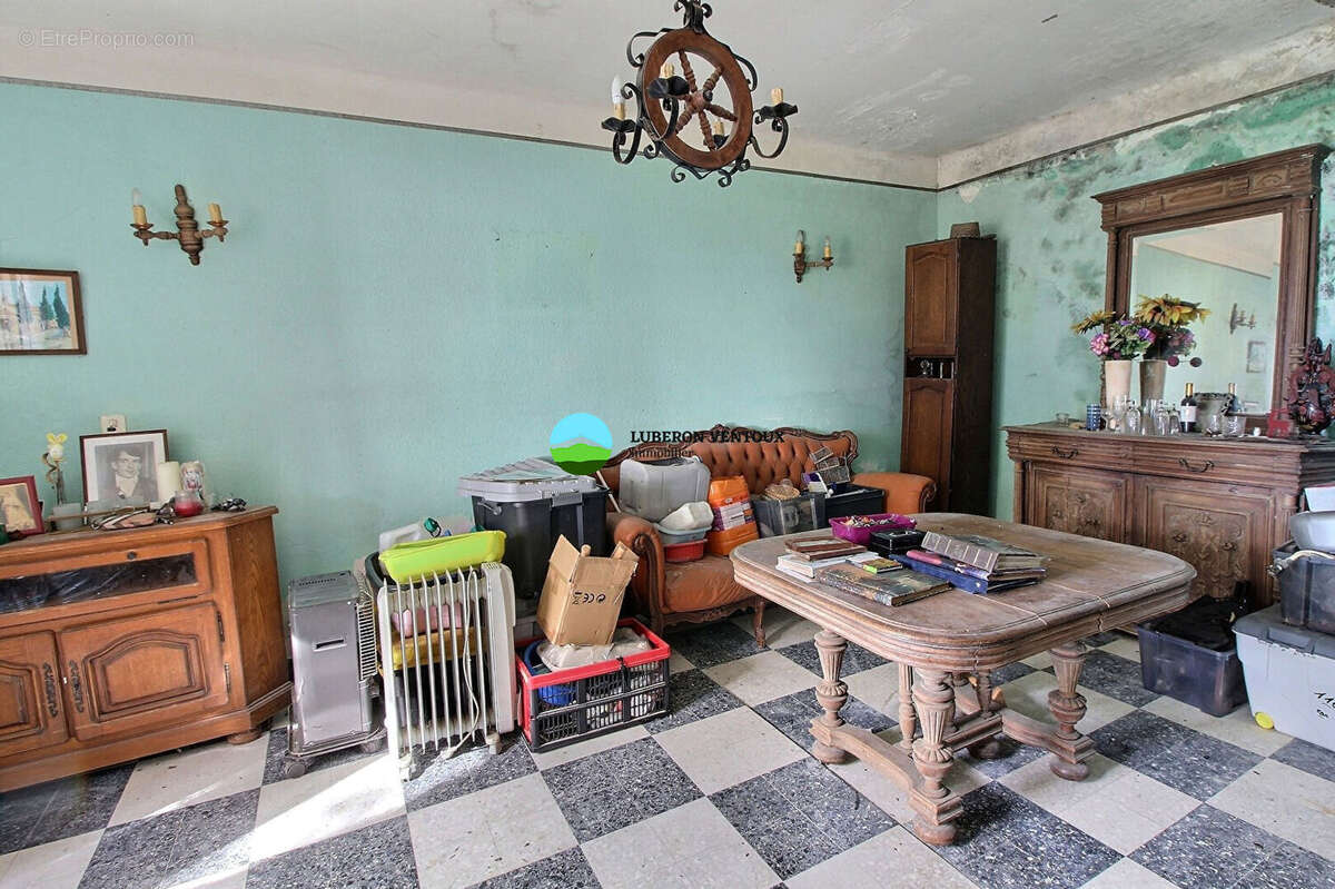 Maison à COURTHEZON