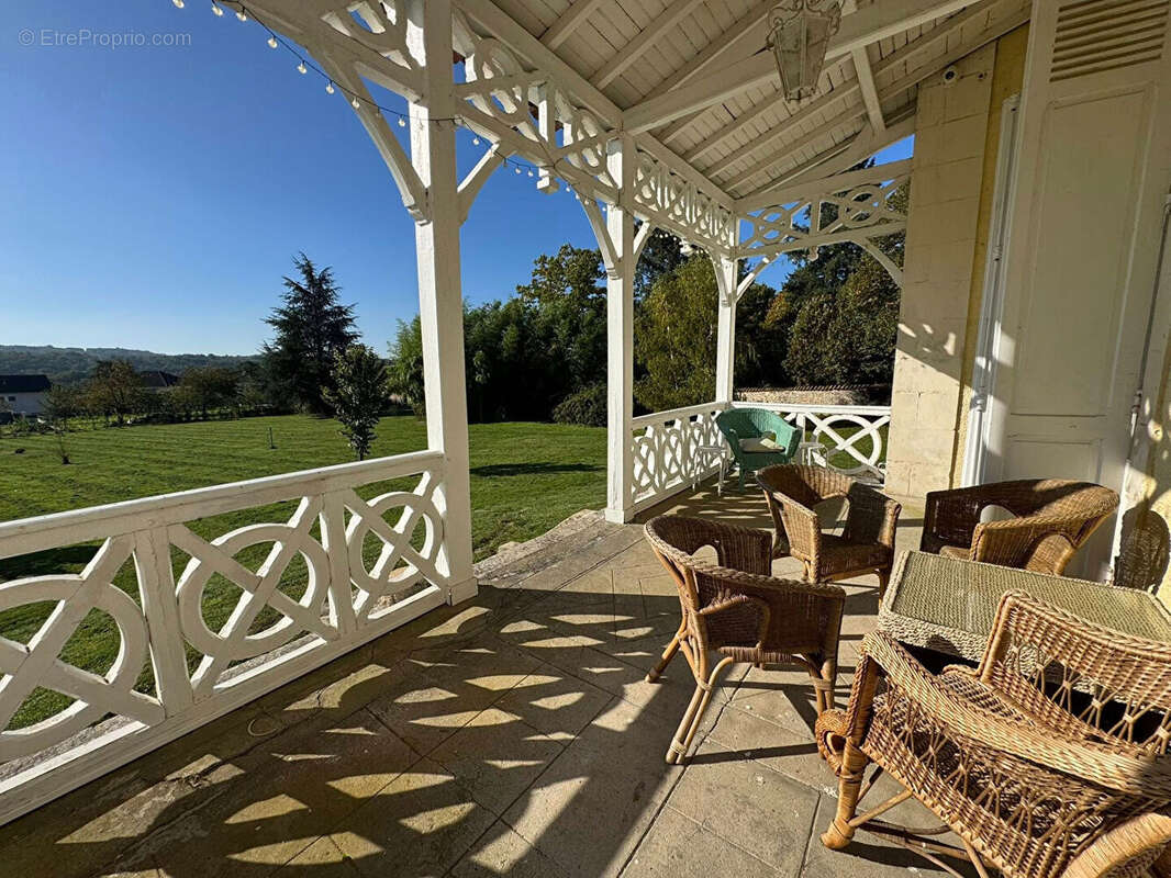 Maison à CHATEAUPONSAC