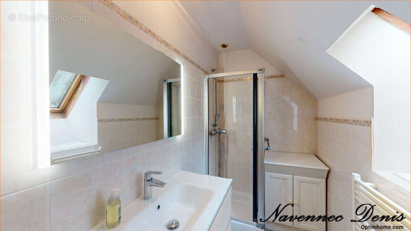 Maison à LA SAUSSAYE