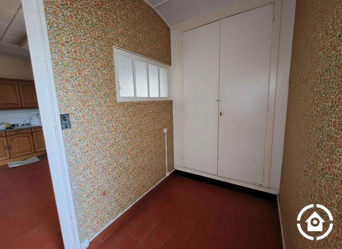Maison semi plain-pied à RENOVER - 3 chambres - Jardins clos - - photo 17