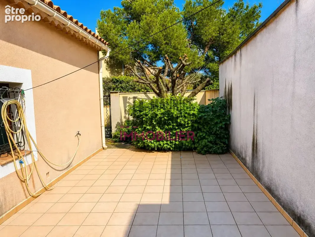 Maison 100 m² à Carpentras  - photo 2