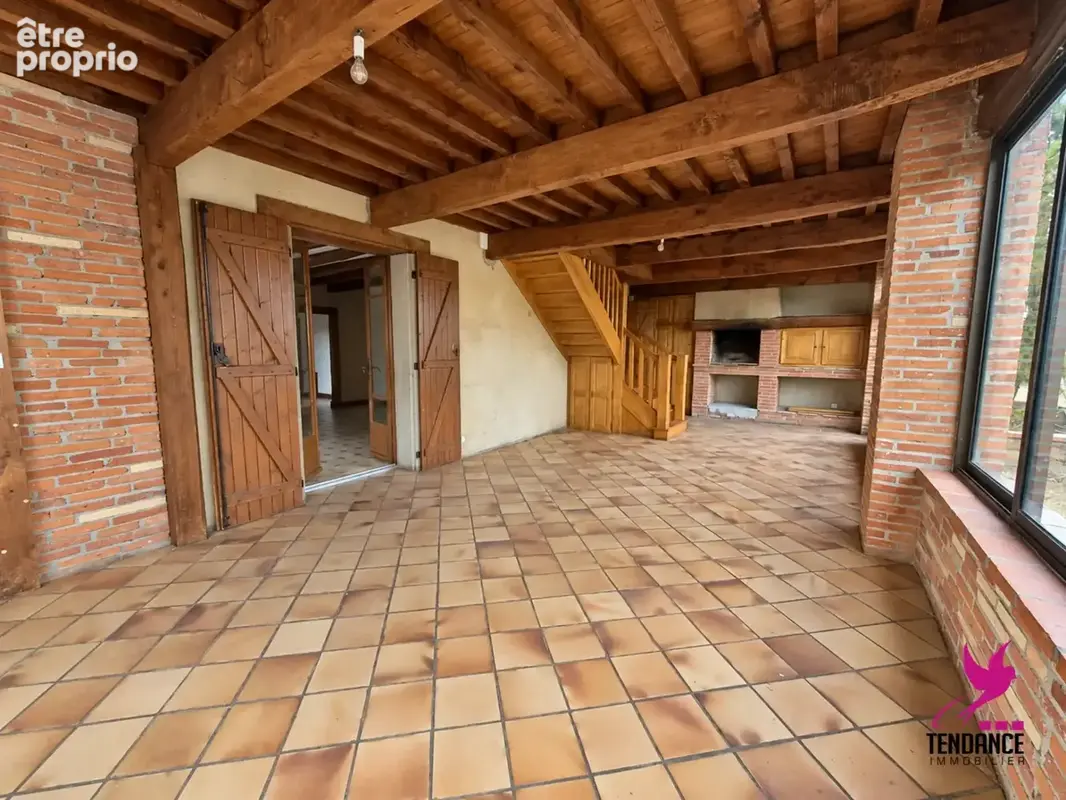 Maison 150 m² + véranda et sous sol de 150 m² sur 2000 m² de Terrain. - photo 4