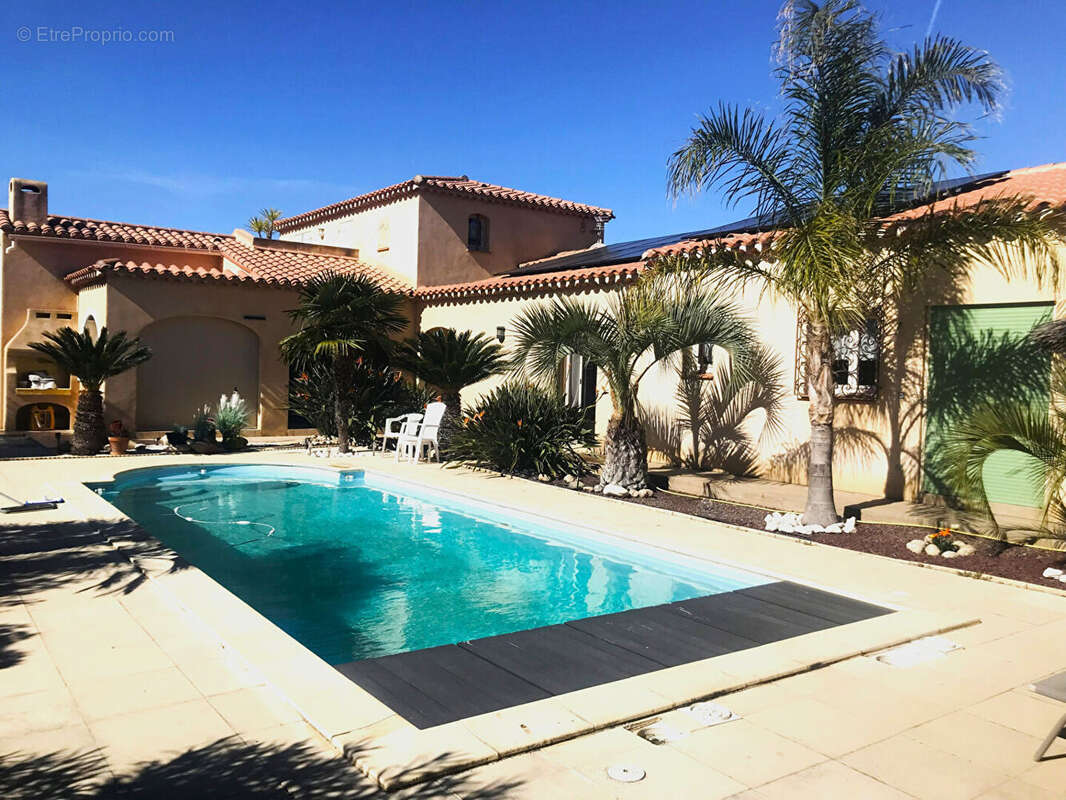 Villa T7 à Cabestany 7 pièce(s) 200m2 sur parcelle de 1050 m² - photo 3