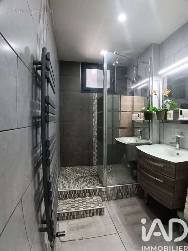 Photo 8 - Appartement à LE PONTET