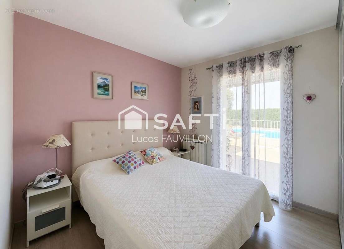 Maison 200 m² à Gensac-Sur-Garonne  - photo 7