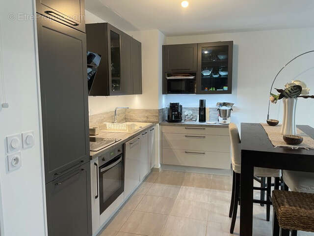 Appartement à SAINT-CYR-SUR-MER