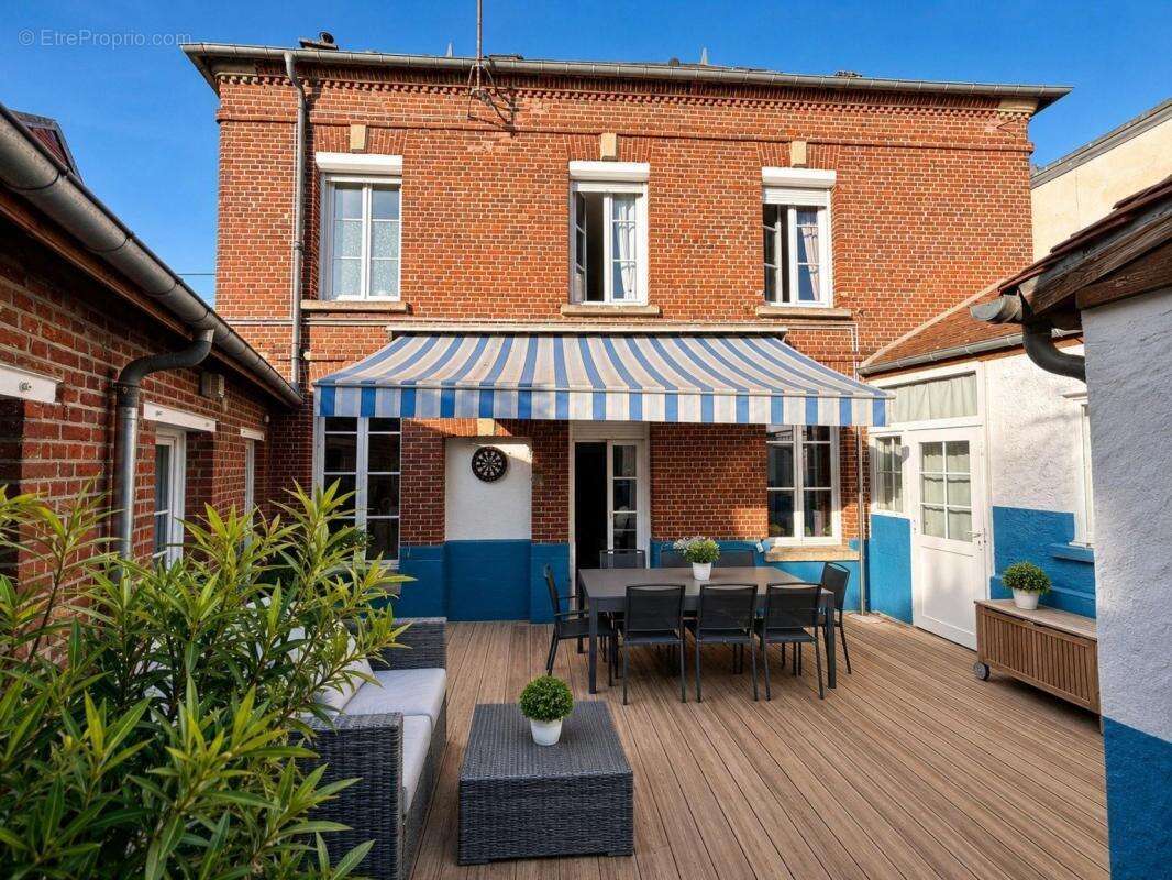 Maison à BEAUVAIS