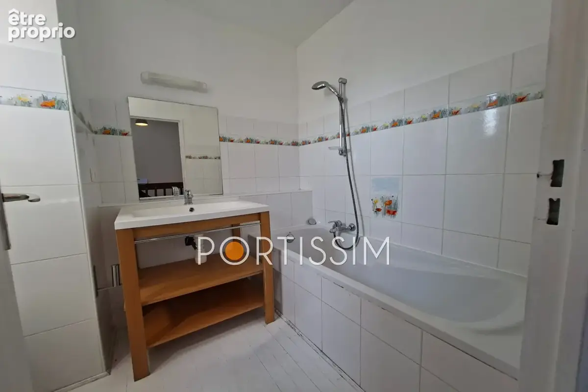 Appartement 2 pièces 42 m² à vendre à Saint-Laurent-Du-Var (06700) - photo 5