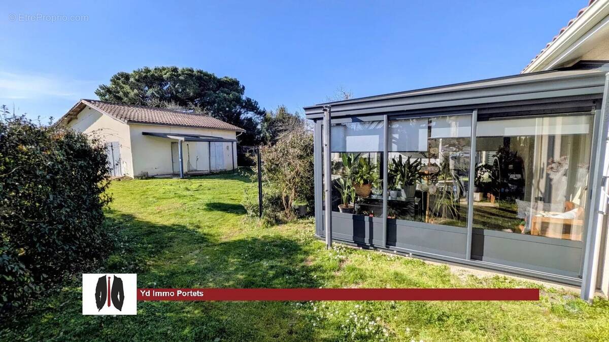 Maison à CASTRES-GIRONDE