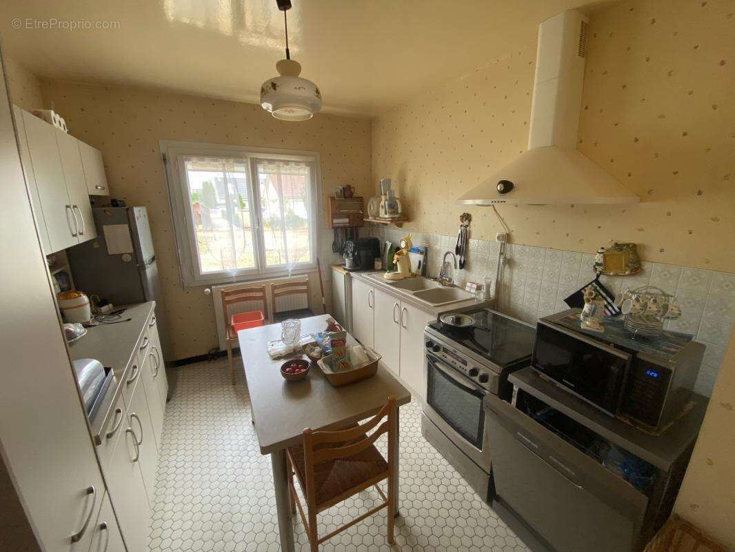 Au calme et sans vis à vis, au cœur de Domois, Maison de caractère avec grand terrain - photo 10