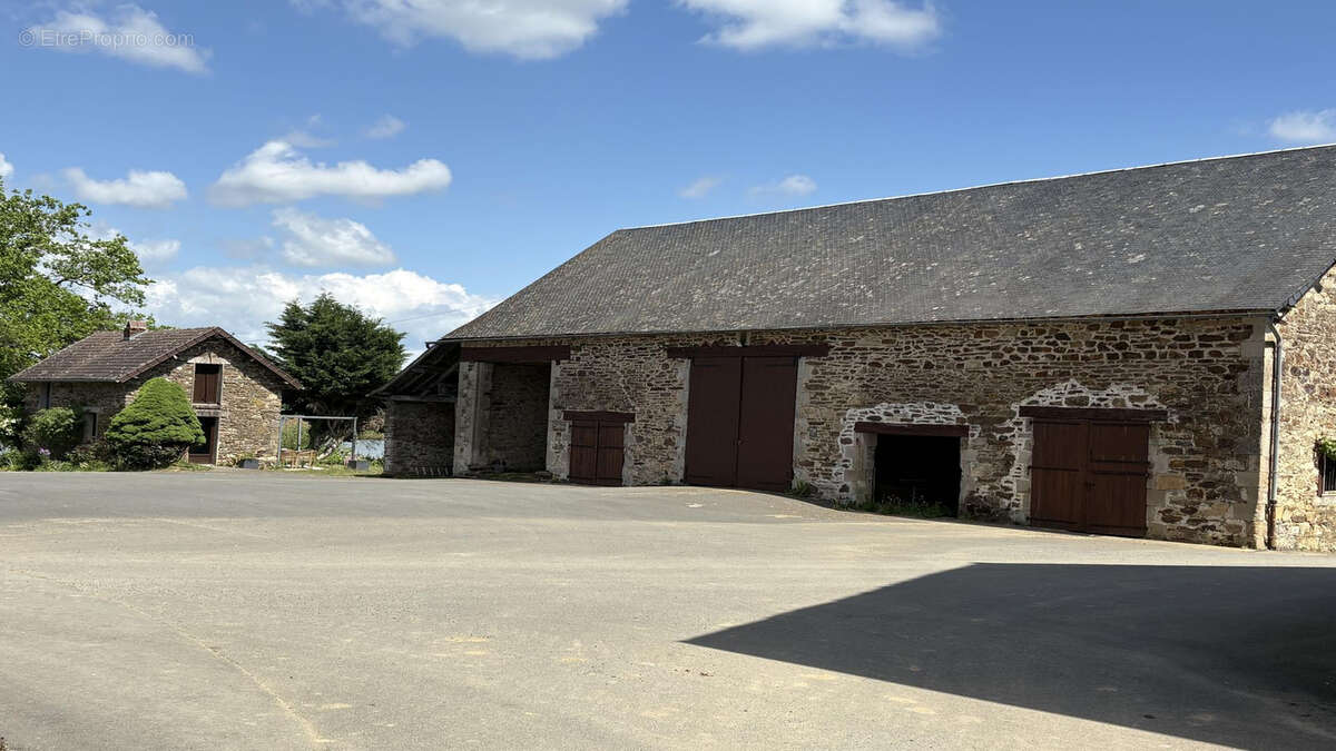Proche pompadour grande maison avec dependances - photo 27