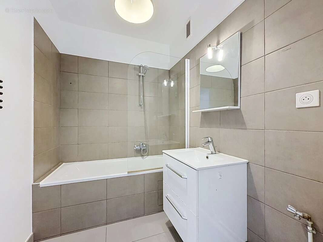 Appartement à CAGNES-SUR-MER