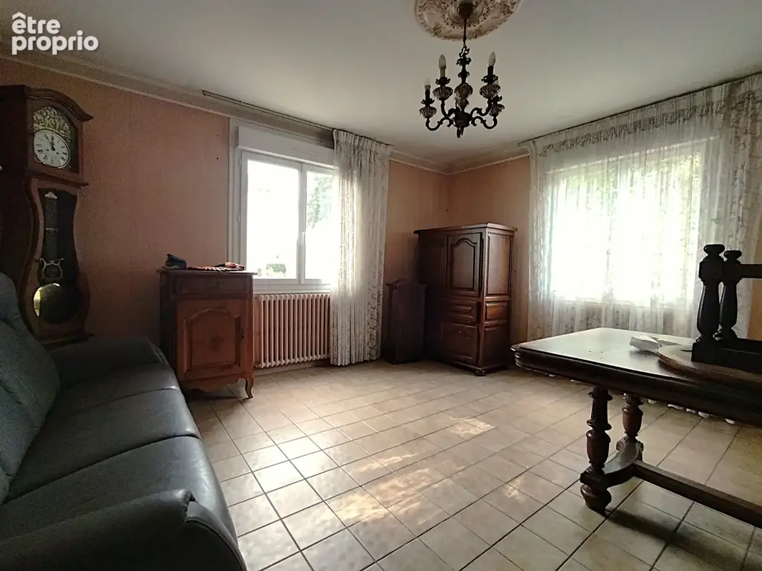 Pavillon 3 chambres avec dépendances en centre bourg - photo 3