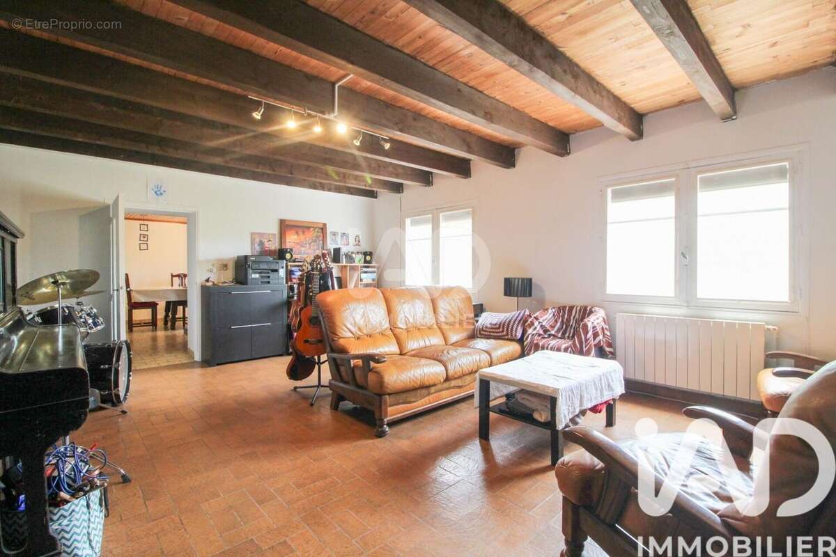 Photo 2 - Maison à SAINT-JUERY