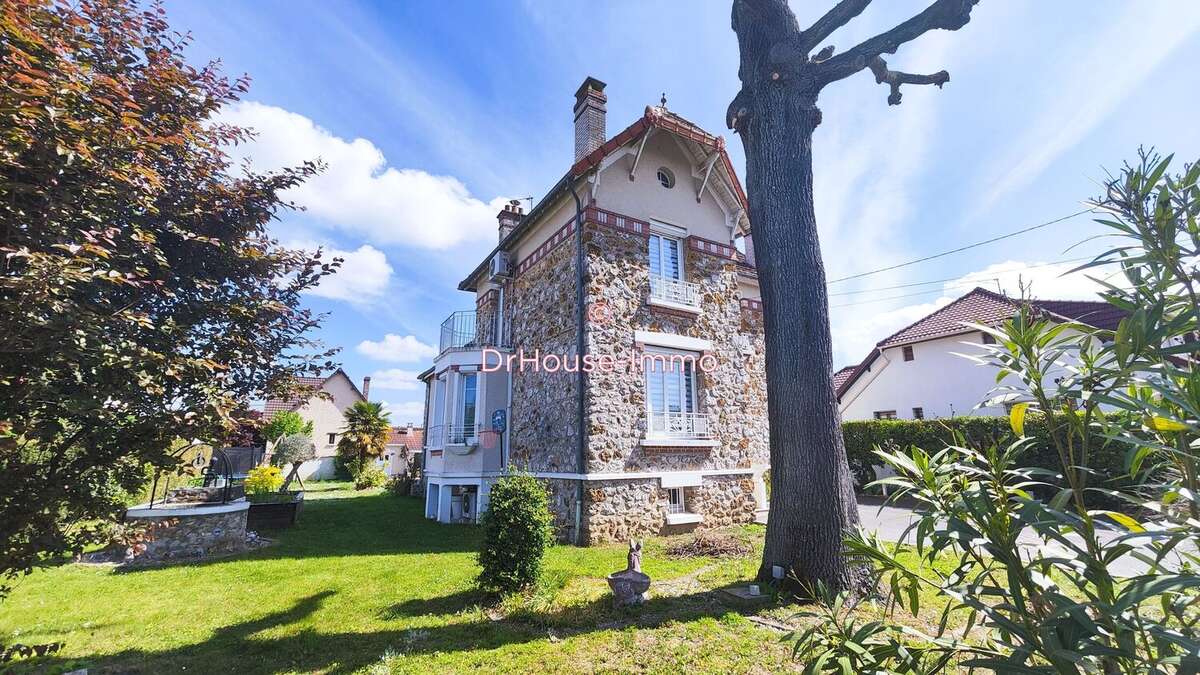 Maison à VILLEMOISSON-SUR-ORGE
