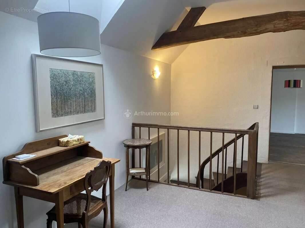 Maison à LA CHARTRE-SUR-LE-LOIR