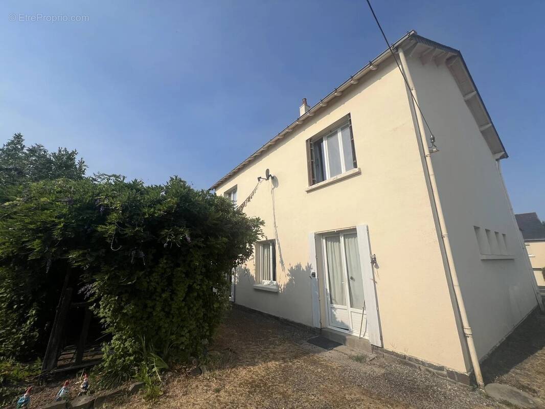 Maison à ISSE