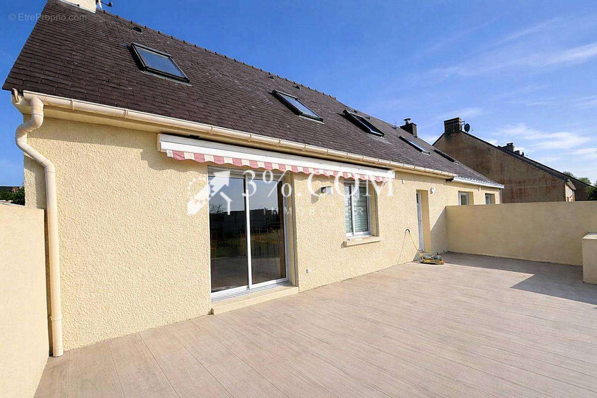 Maison à LA TURBALLE