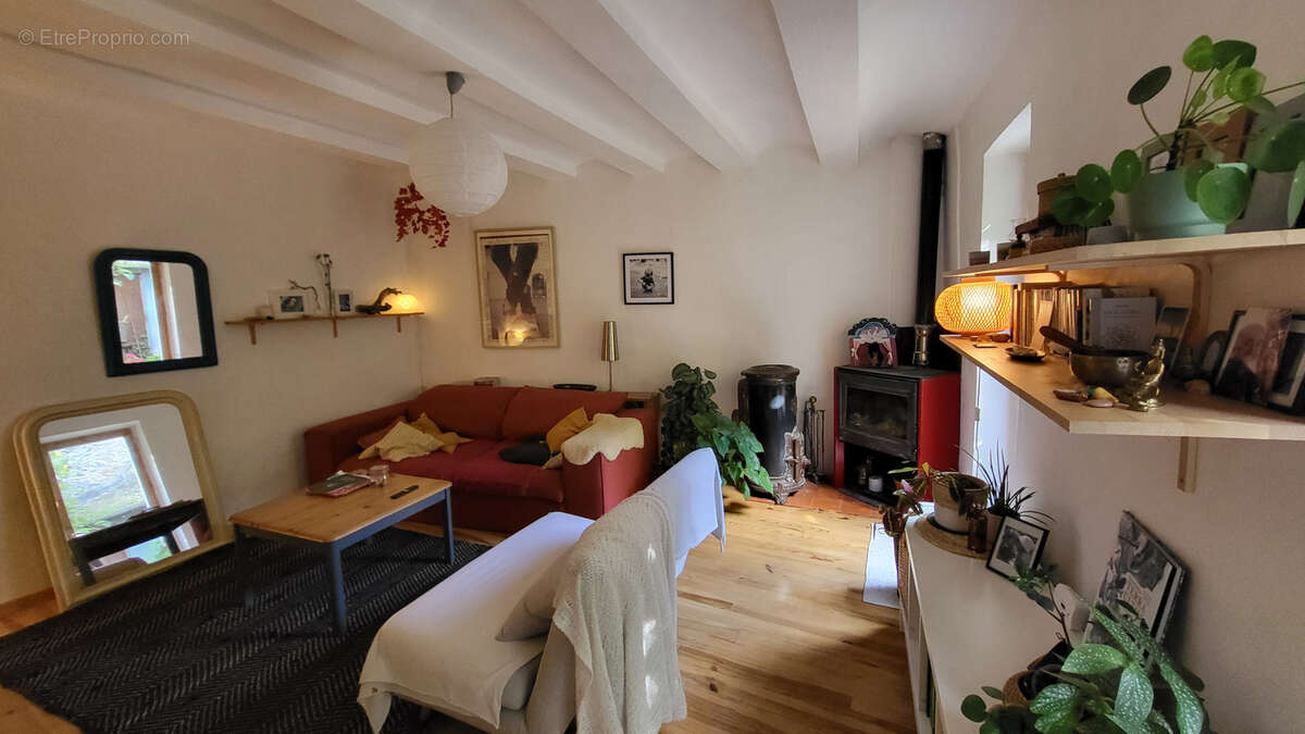 Maison à LA CALMETTE