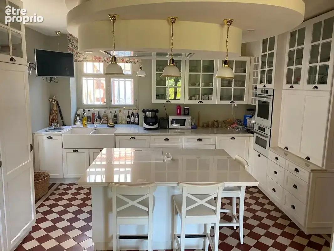 Bourgogne sud, propriete xixème, 6 chambres, dependances, jardin clos de 1200 m2 - photo 6