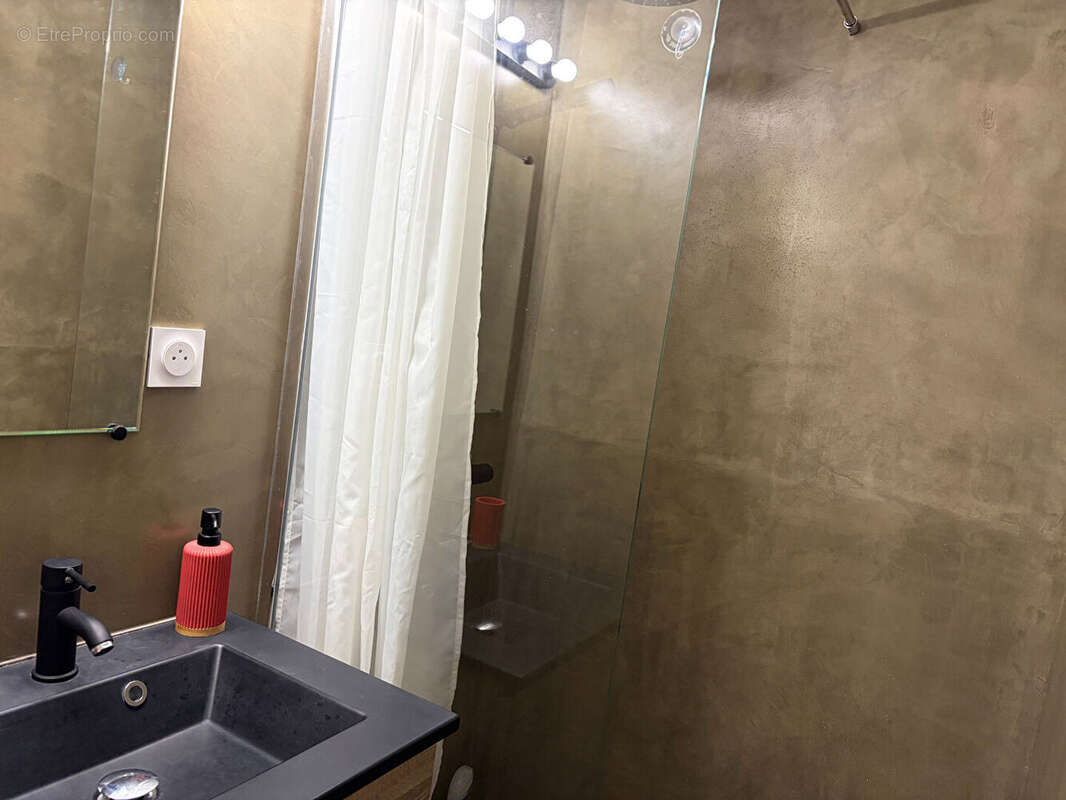 Appartement Olmucciu rénové - à proximité de la plage et des commodités - photo 10