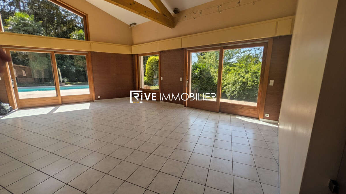 Maison 195 m² à Anthy-Sur-Leman  - photo 3