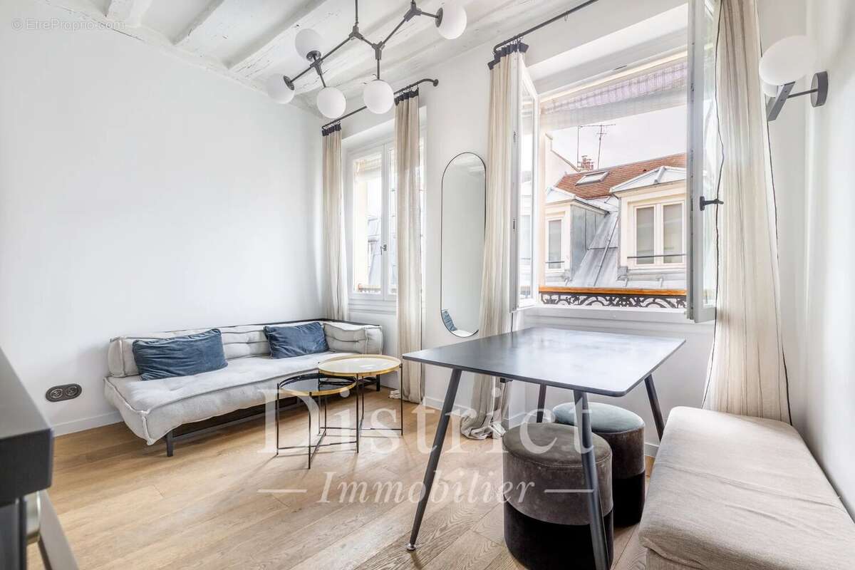 Appartement à PARIS-4E