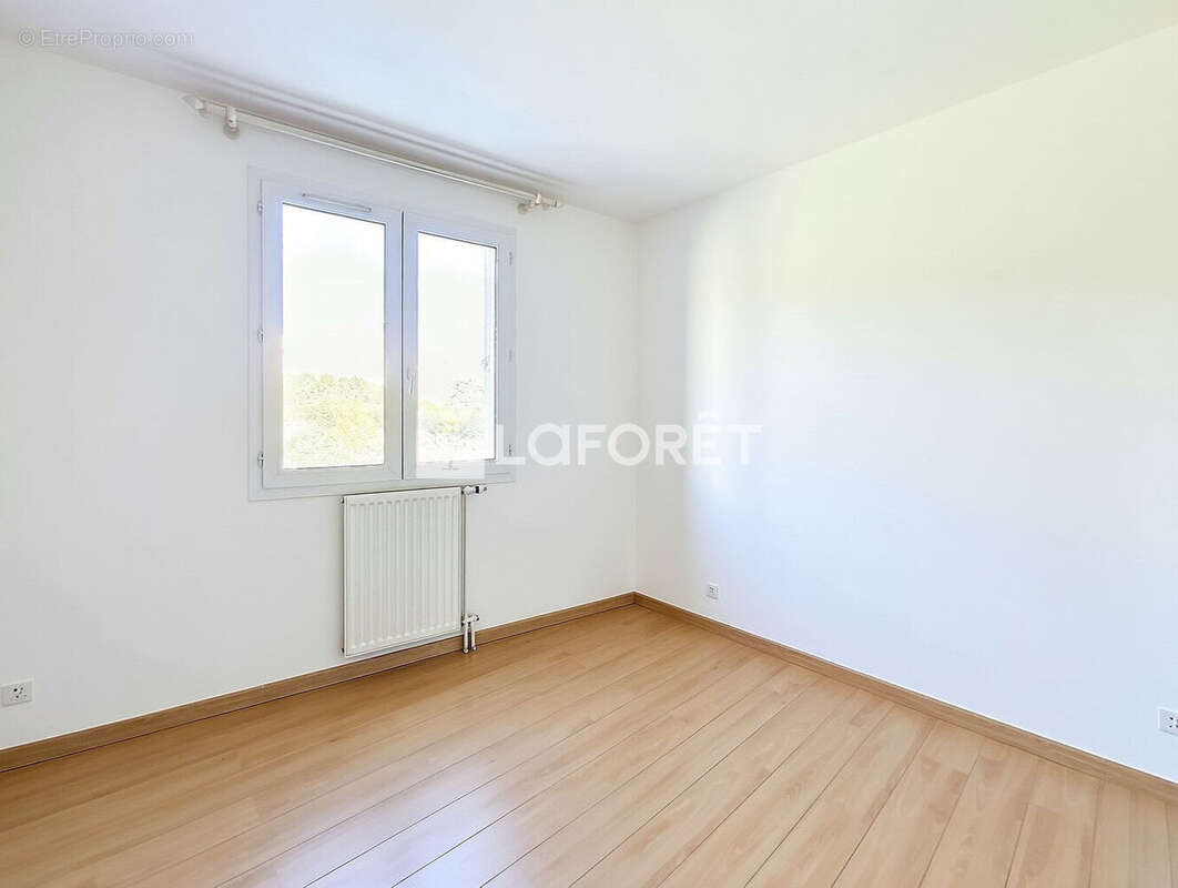 Appartement à BONNEUIL-SUR-MARNE