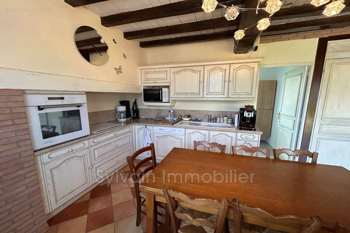 Maison à FORMERIE