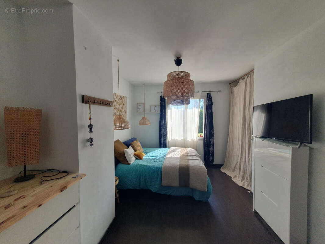 Maison à PLAN-DE-LA-TOUR